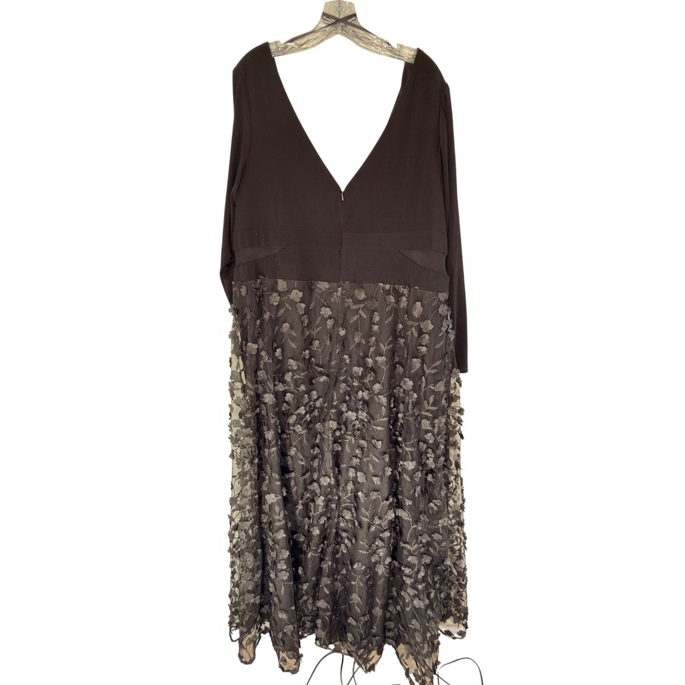 Xscape Long Sleeve V-Neck 3D Embellished Floral Gown Black Formal Event 22W - Picture 11 of 16